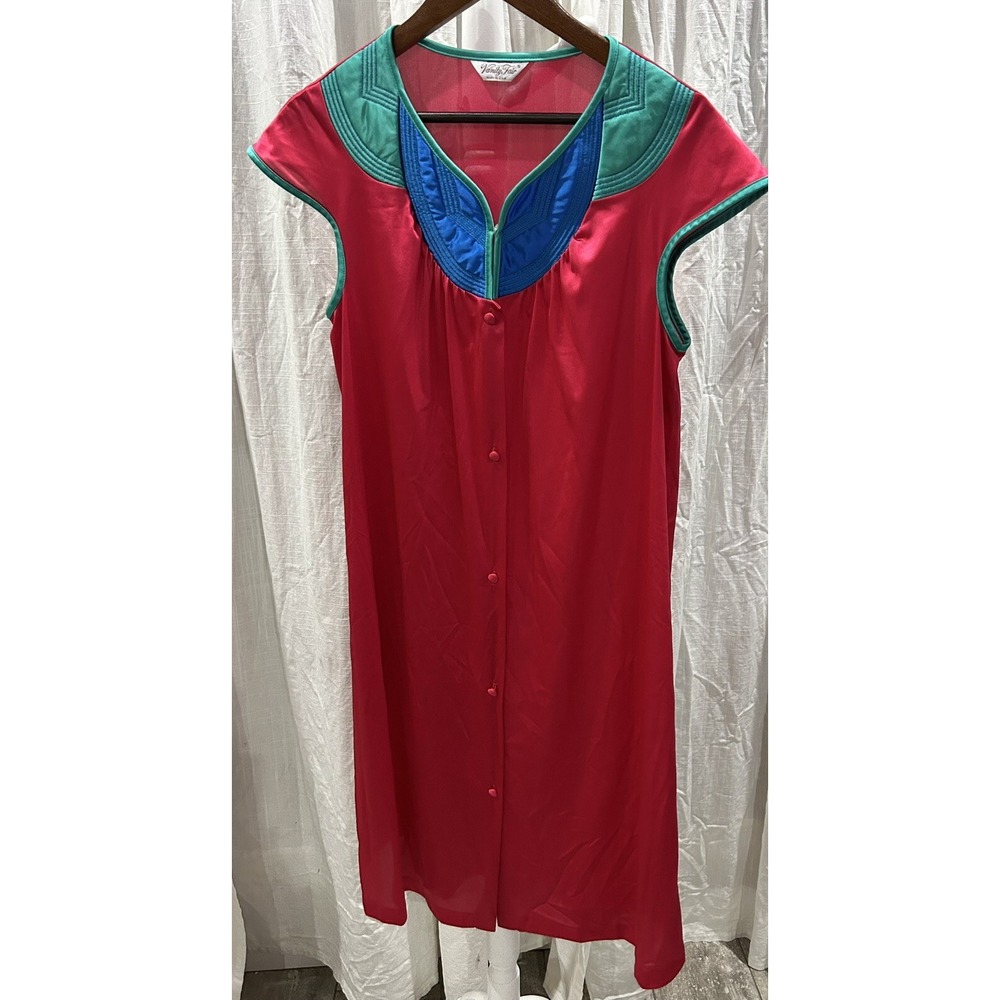 Vintage Vanity Fair Quilted Colorblock Midi Nightgown 60s 70s Retro MCM Size‎ S